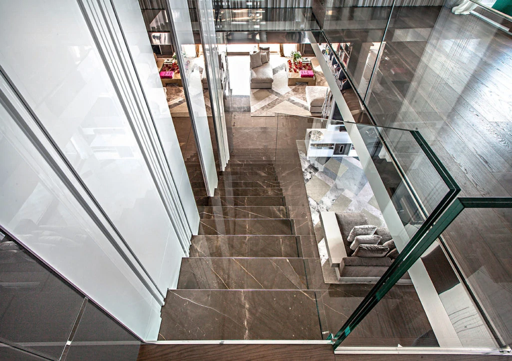 Luxo modern design staircase