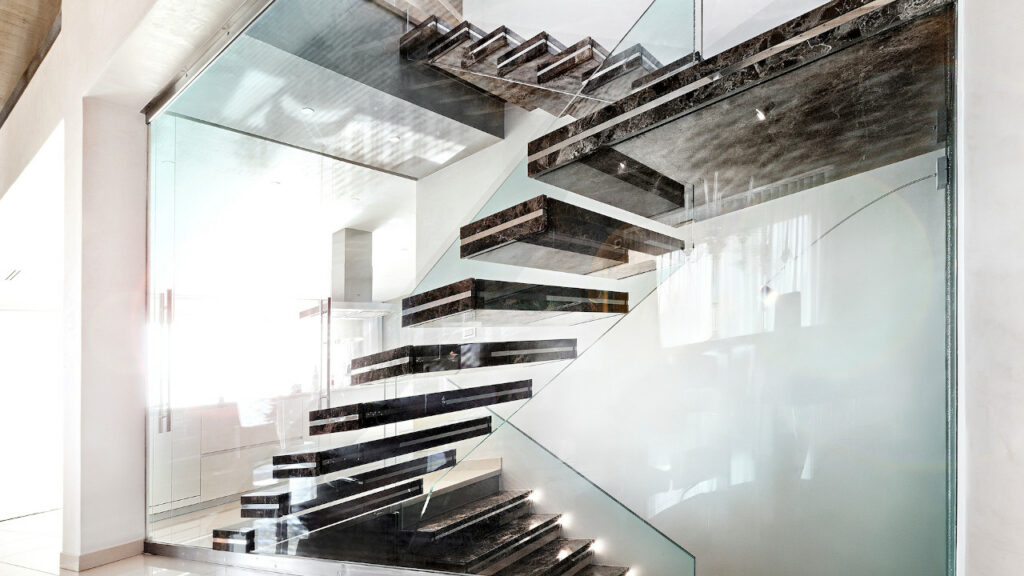 Vuoi saperne di più su ringhiere scale interne moderne?